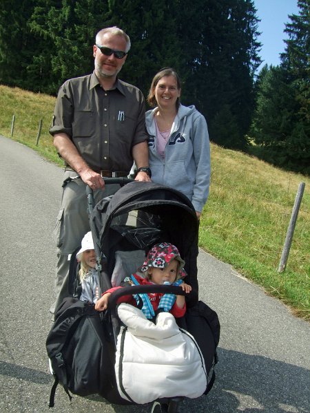 DSCF4072.JPG - Bei unserer Wanderung hatte ich da vorne den totalen Überblick!