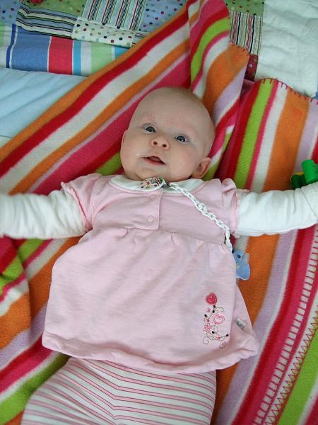 DSCF2452.JPG - Dieses schicke Kleidchen hat mir mein Onkel ausgesucht :-)