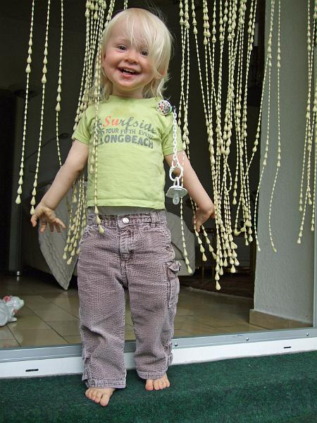 DSCF2703.JPG - Zu Besuch bei meiner Tante....die einen tollen "Rasselvorhang" hat