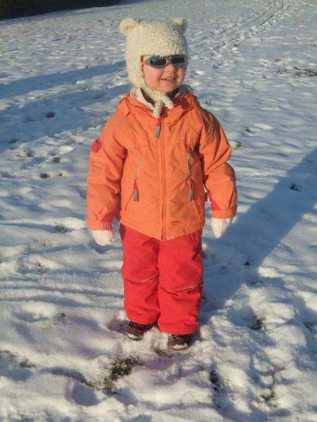 DSCF3145.JPG - Mir doch egal, wenn es kalt ist....hauptsache raus in den Schnee!