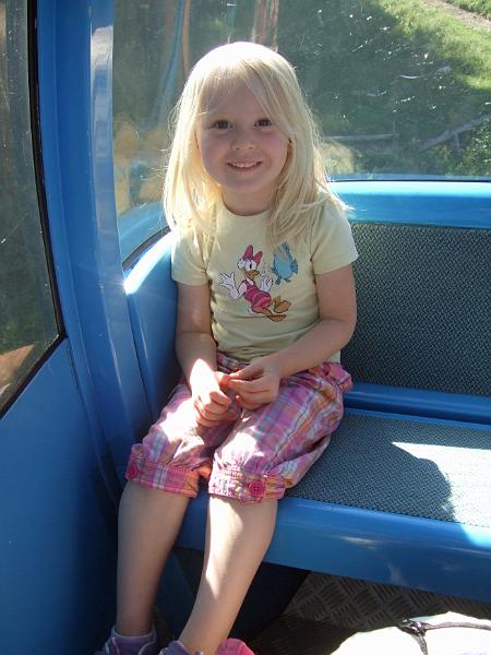 DSCF4099.JPG - Endlich mal wieder Seilbahn fahren :-)