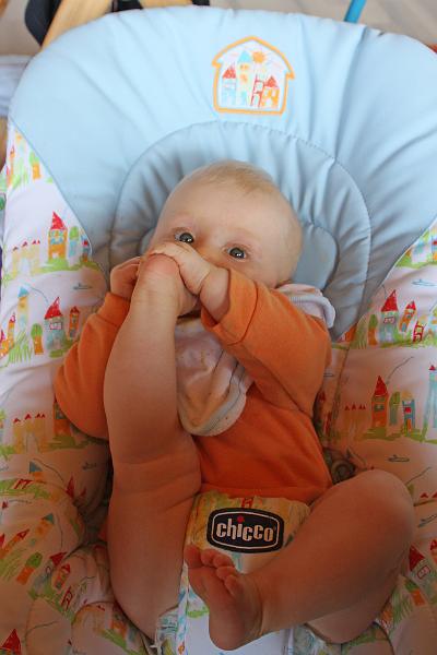 IMG_3671.JPG - "Baby-yoga" ist derzeit mein Lieblingssport