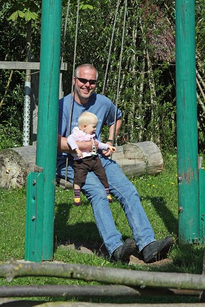 IMG_5018.JPG - Schaukeln ist super!