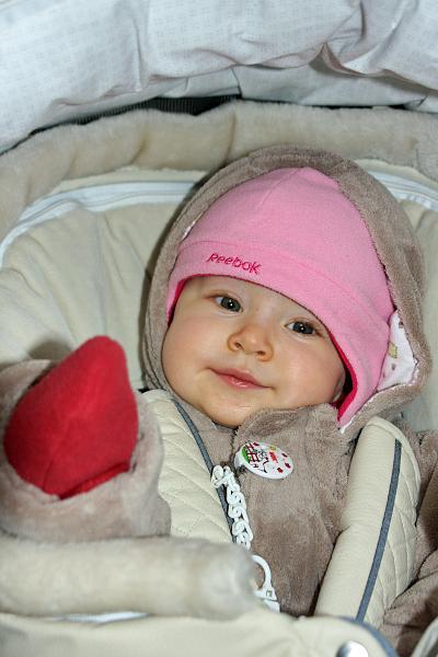 IMG_5566.JPG - Mir doch egal, wenn es draußen kalt ist.....