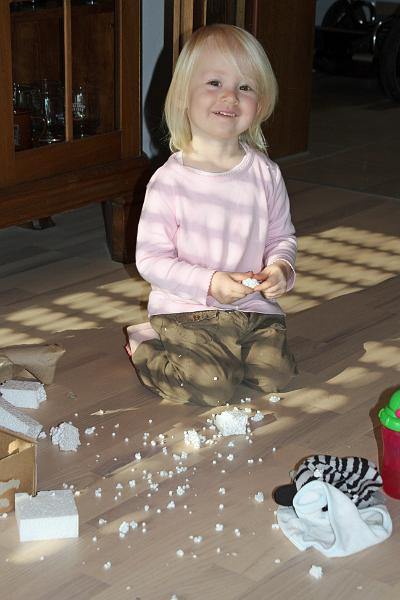 IMG_7007.JPG - Wenn es draußen schon nicht schneit, dann mache ich mir meinen Schnee halt selber!