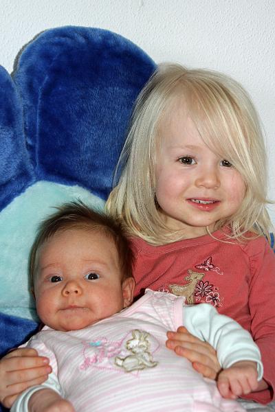 IMG_7367.JPG - Die "Mädelsmafia" beim Kuscheln