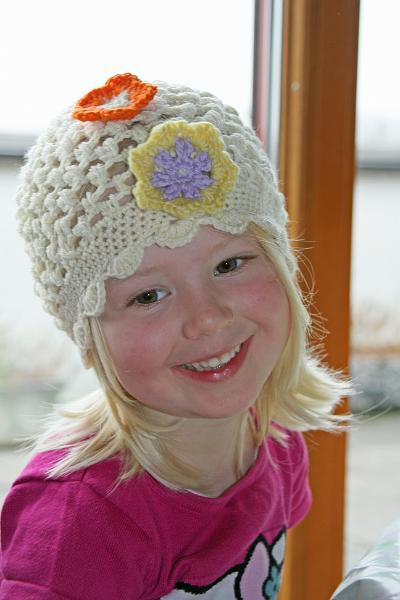 IMG_9751.JPG - Meine "Testmütze" von Oma passt prima.